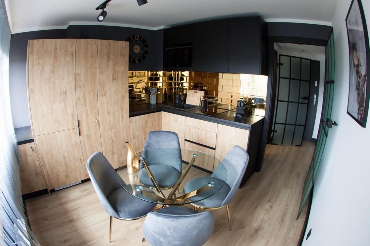Apartament Neptun Centrum Hlivice Exteriér fotografie